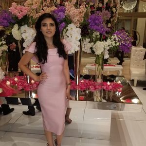 Meet your Posher, Yona